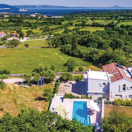 Дом отдыха Awesome In With House Sea View